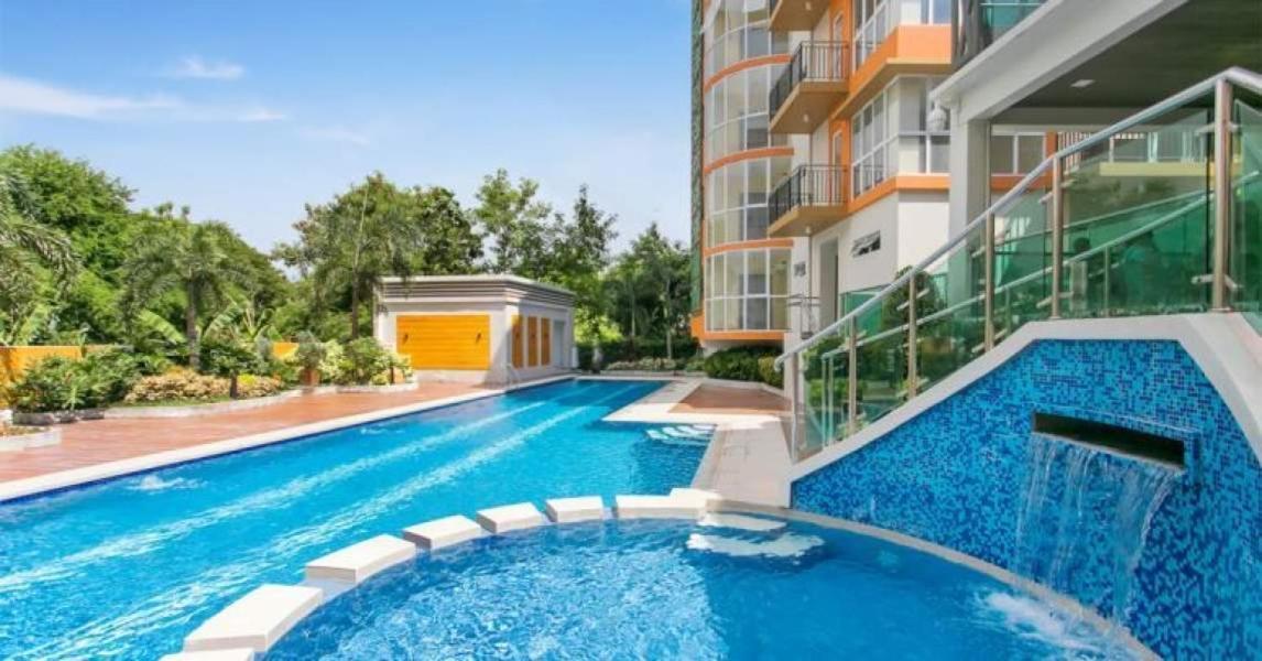 Lancris Residences 2 Bedroom Entire Apartment Near Airport With Pool Paranaque City Екстер'єр фото