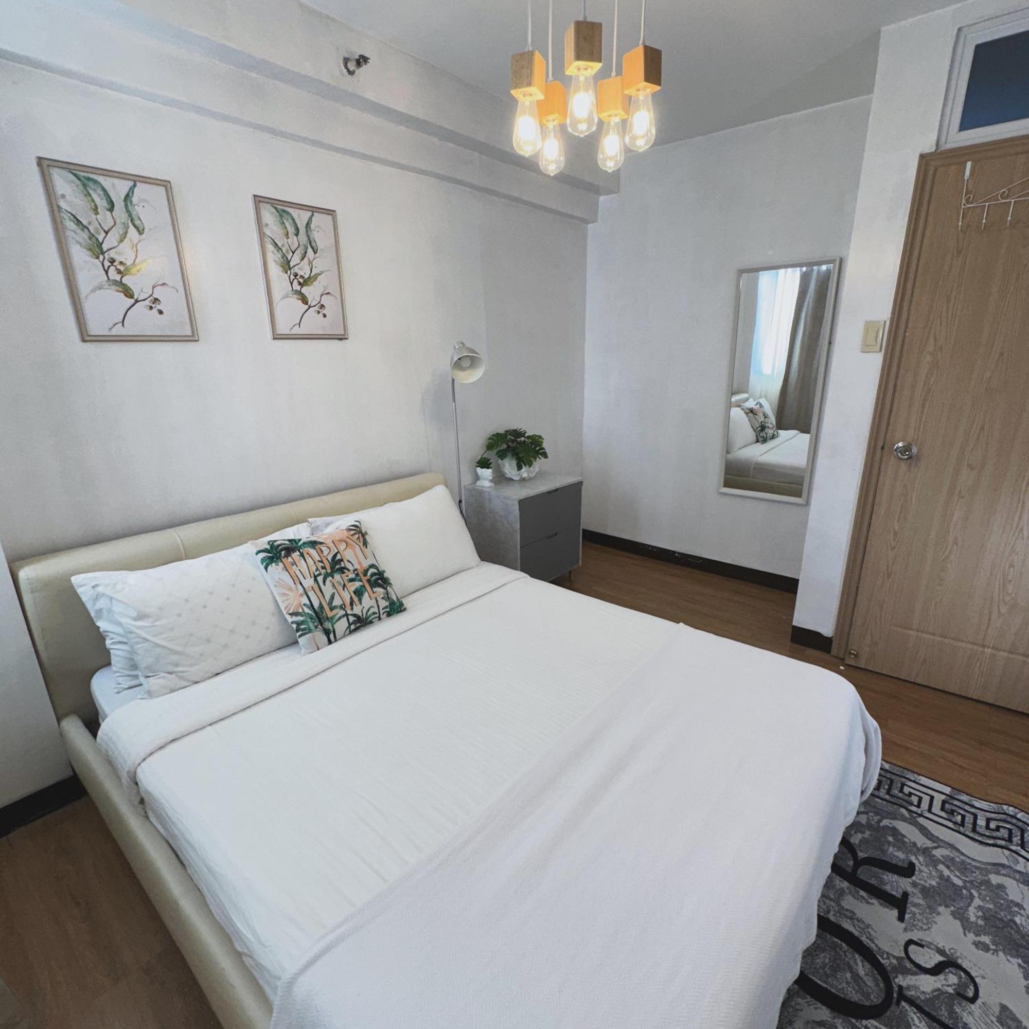 Lancris Residences 2 Bedroom Entire Apartment Near Airport With Pool Paranaque City Екстер'єр фото
